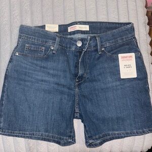 Signature by Levi Strauss Blue Women's Shorts